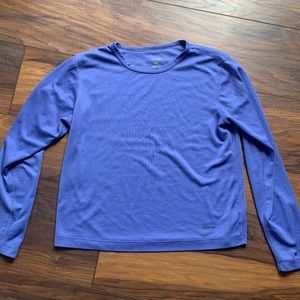 Patagonia shirt size medium